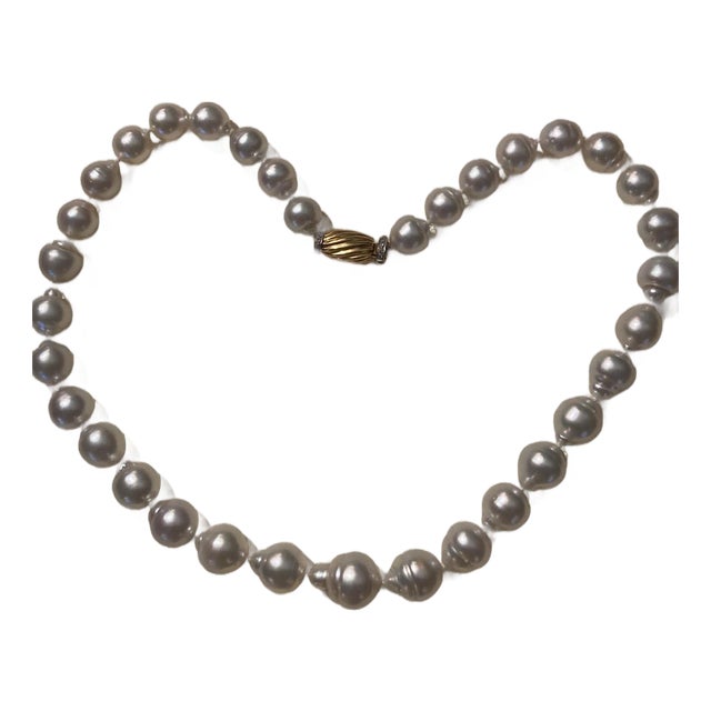 Vintage South Sea Baroque 18k Diamond Clasp Necklace For Sale