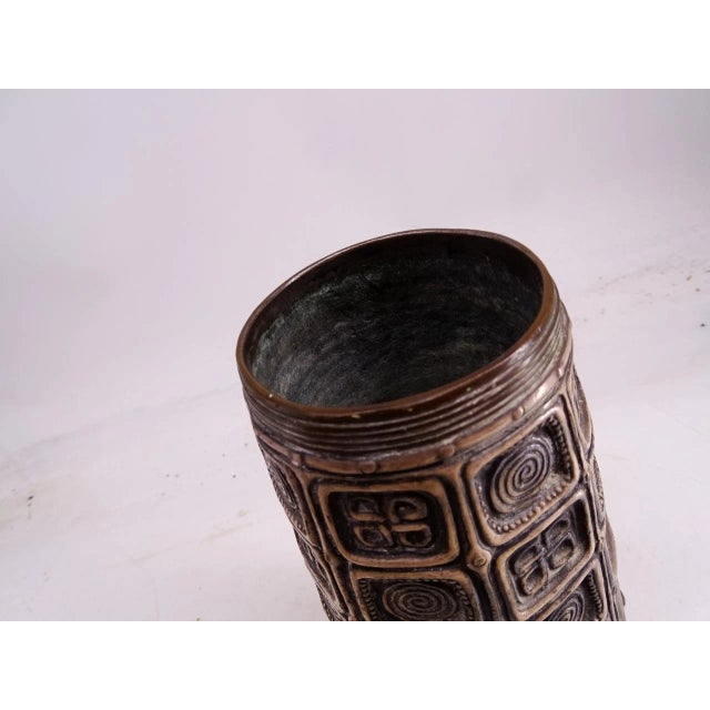 Metal Antique Gustav Gurschner 1906 Bronze Table Vase Art Nouveau Kunst-Erzgiesserei For Sale - Image 7 of 9