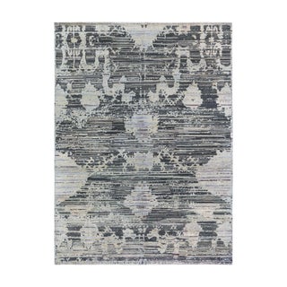 Modern Traditional Inspired Rug by Doris Leslie Blau For Sale
