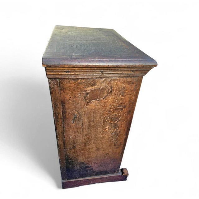 Boeren Spinde Farmer's Pantry Cupboard in Oak, 18th Century For Sale - Image 15 of 17