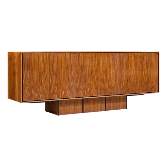 Vladimir Kagan for Dreyfuss Mid 20th Century Walnut Credenza For Sale