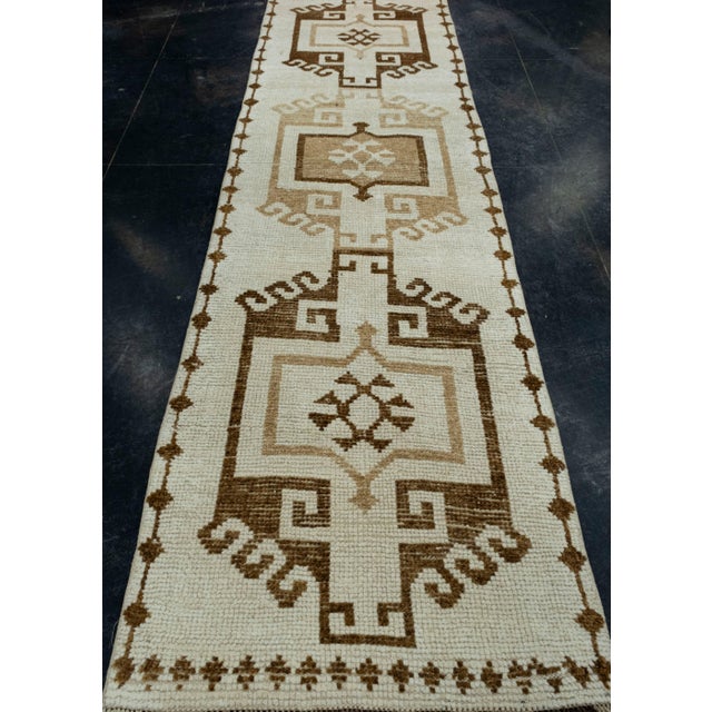 Turkish Oushak Runner Rug 2'8" x 6'3" #17071 Explore a curated collection of hallway runners, wool rugs, and handmade...
