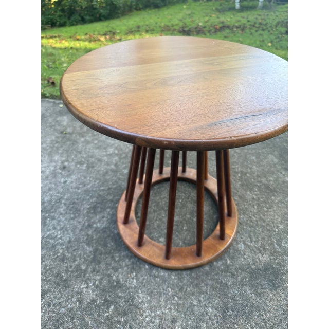 McM Walnut Arthur Umanoff Attb’ Spindle Side Table Vintage For Sale - Image 6 of 7