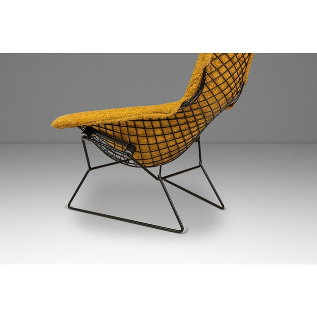 Set of Two (2) Authentic Bird Lounge Chairs W/ Matching Ottomans in Bouclé by Harry Bertoia for Knoll, Usa, C. 1960's For Sale - Image 13 of 18