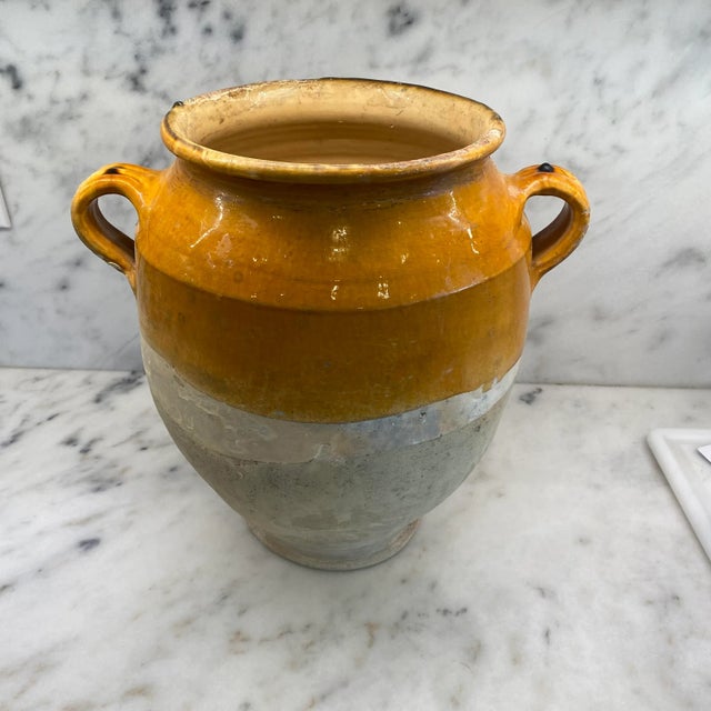 French Confit Pot With Yellow Glaze From the 19th Century #7917 For Sale - Image 4 of 8