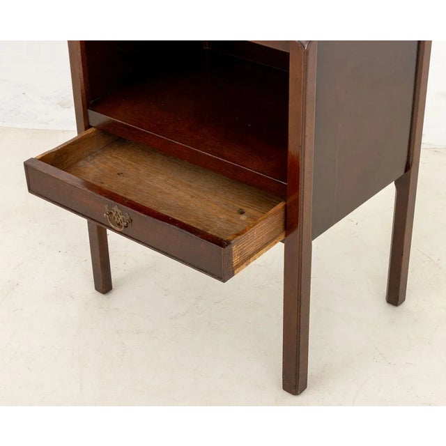 George III Style Mahogany Side Tables, Pair For Sale - Image 4 of 8