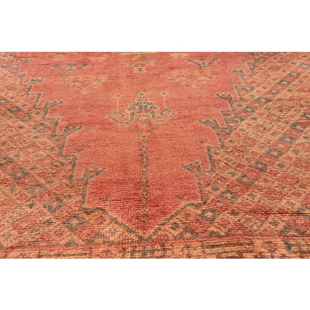 Late 20th Century Vintage Taznakht Moroccan Rug, 05'04 X 09'08 For Sale - Image 5 of 10