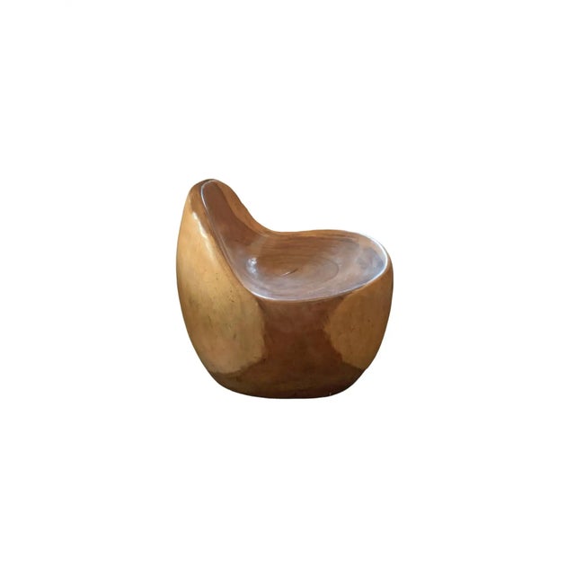 A wonderfully sculptural chair resembling an egg with a perfectly shaped seat and back rest, providing both comfort and...