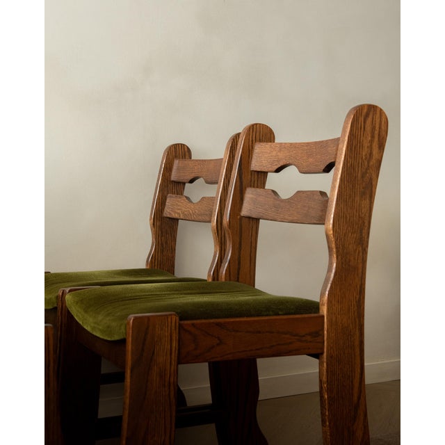 Brutalist Oak Razorback Dining Chairs with Green Velvet, 1970s, Set of 4 For Sale - Image 13 of 18