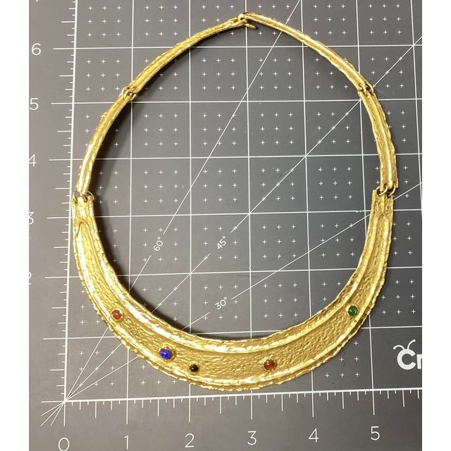 Les Bernard Vintage Les Bernard Egyptian Revivall Cleopatra Style Necklace With Gold-Tone Construction For Sale - Image 4 of 4