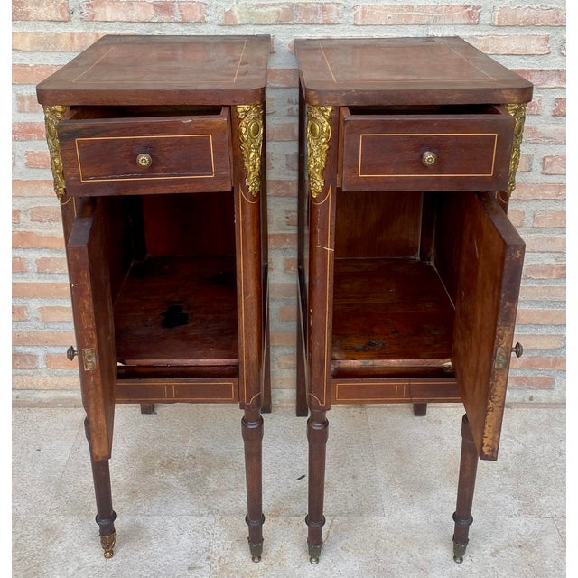 1940s 1940s Pair of French Empire Style Wood Nightstands With Inlay and Bronze Mounts For Sale - Image 5 of 11