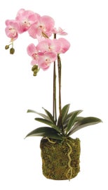 Example of Modern Faux Floral Arrangements