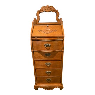 1990s Lexington Furniture Victorian Sampler Collection Vanity Lingerie Chest For Sale