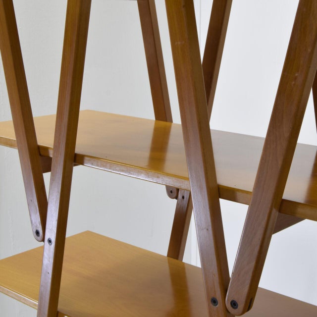 Bookcase in Beech with Matt Finish by Vico Magistretti for Cassina, 1980s For Sale - Image 9 of 11