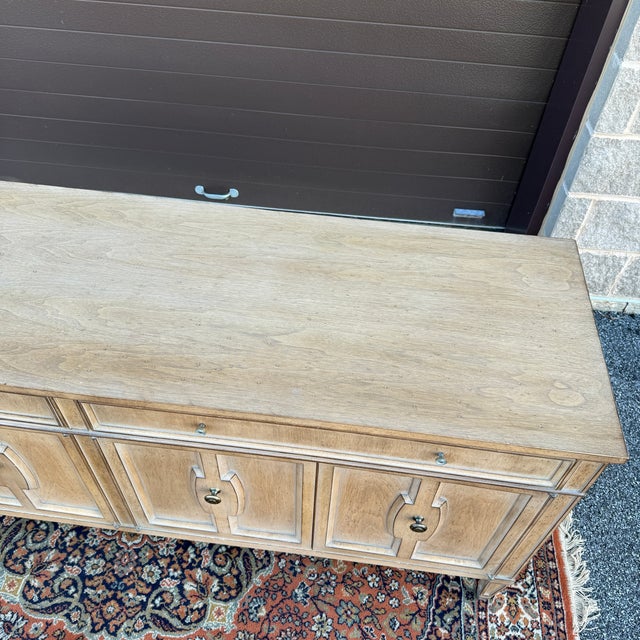 Late 20th Century Vintage Cerused Blonde Louis XVI 4 Door Credenza For Sale - Image 5 of 18
