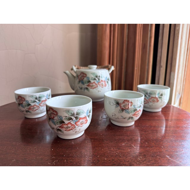 80s Japanese Floral Tea Pot and Cups For Sale In New York - Image 6 of 16