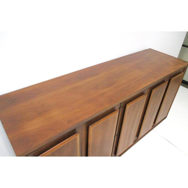 Walnut Mid Century Credenza by Broyhill Forward 70 Premier Collection For Sale - Image 11 of 13