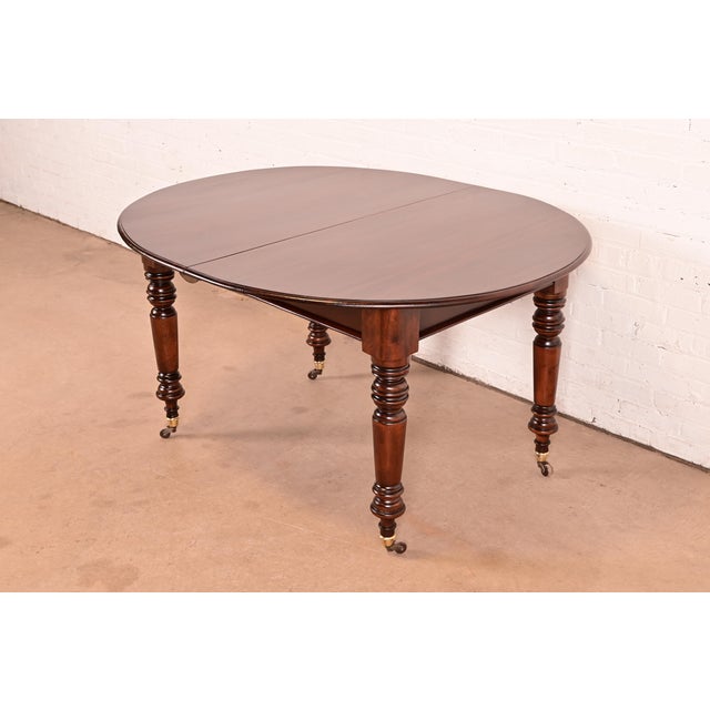 Victorian R. J. Horner Style Antique Victorian Carved Mahogany Extension Dining Table, Newly Refinished For Sale - Image 3 of 13