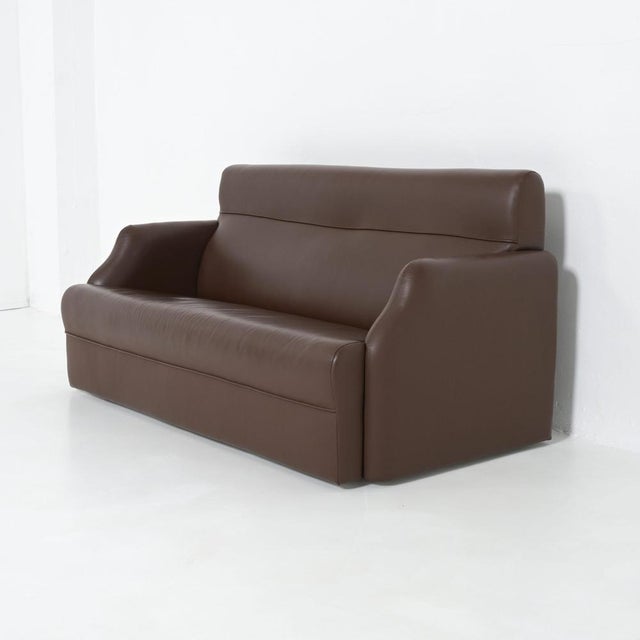 1990s Farnese Sofa by Luigi Caccia Domination for Dino Gavina, 1990s For Sale - Image 5 of 18