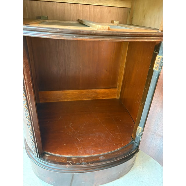 English Antique Big Rapids Furniture Co. Mahogany Demilune Cabinets or Tables - A Pair For Sale - Image 3 of 18