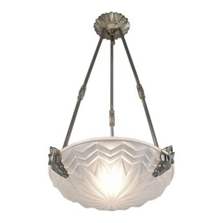Maynadier & Degue French Art Deco 3-Armed Chandelier - 1930s Nickeled Bronze & Frosted Glass For Sale