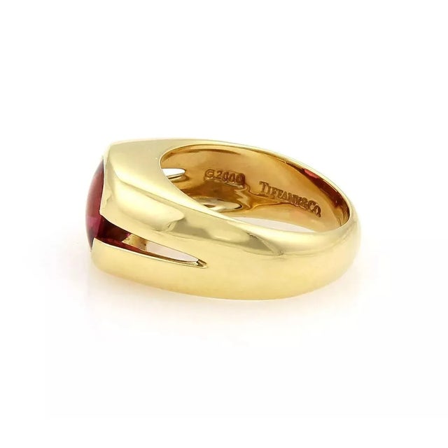 Contemporary Tiffany & Co. 18k Yellow Gold & Pink Tourmaline Solitaire Ring, Size 6 For Sale - Image 3 of 5