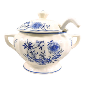 1960s Footed Covered Soup Tureen in Blue Onion