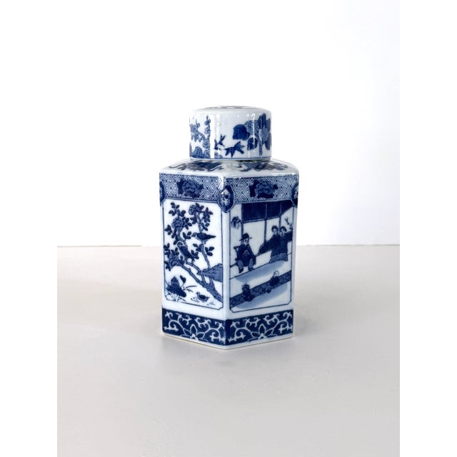 Vintage Blue and White Chinoiserie Porcelain Tea Caddy For Sale - Image 4 of 9