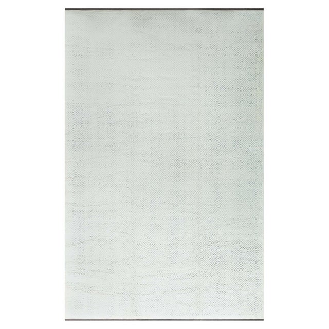 High-quality Extra Large High-Low Lattice Wool Rug by Doris Leslie Blau For Sale