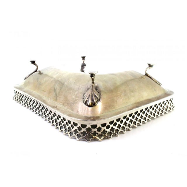 Silver Fruit Bowl with Wire Rack, in Very Good conditions. Designed 1920 to 1949 This piece has an attribution mark, I am...