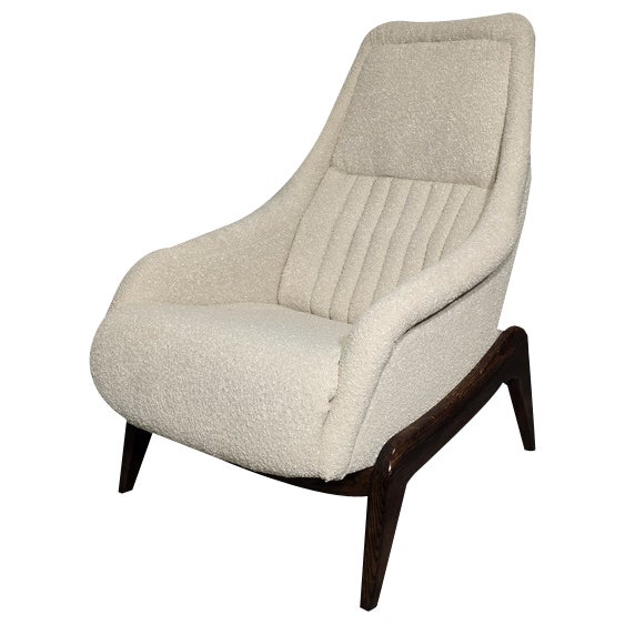 Mid-Century Armchair in Fabric and Wood For Sale