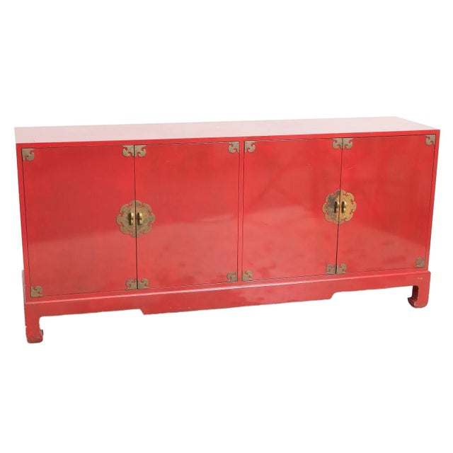 Mid-Century Modern Mid-20th Century Modern Chinoiserie Red Lacquered Four-Door Buffet / Server For Sale - Image 3 of 10