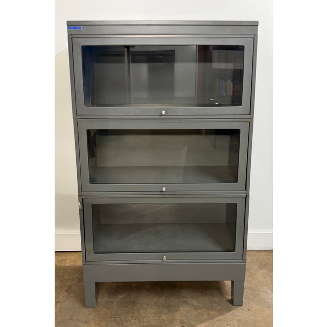 Vintage Industrial Steel Three-Stack Barrister Bookcase, u.s. Government Provenance For Sale - Image 10 of 15