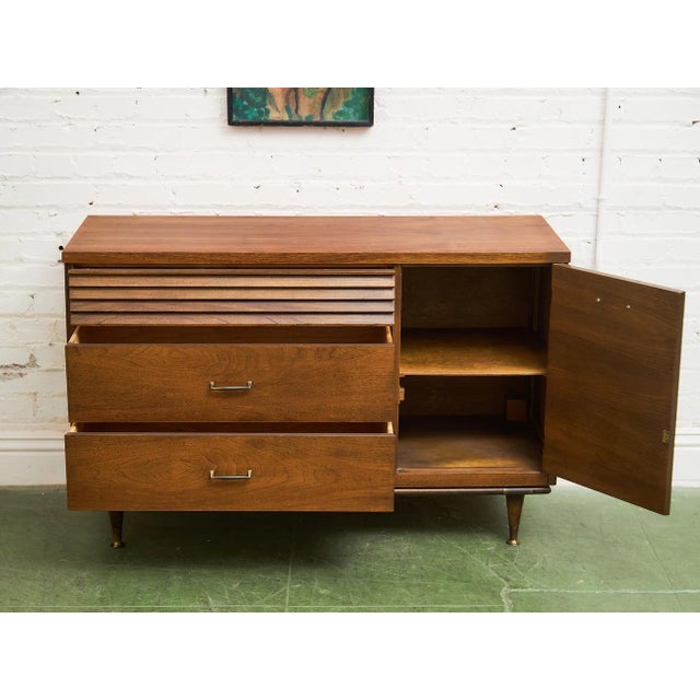 Merton Gershun Style Bassett Mid Century Walnut and Brass Louvered Credenza For Sale In Los Angeles - Image 6 of 12