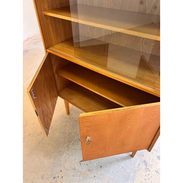 602/D Bookcase in Ash by Franz Ehrlich for Hellerau For Sale - Image 4 of 11
