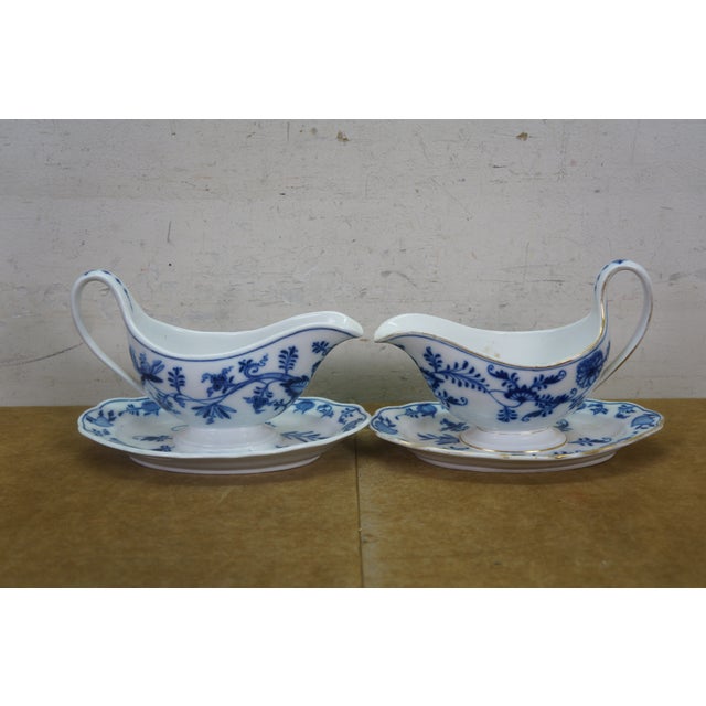 31pc Antique German Meissen Blue Onion Dinner Serving Tureens Platters Plates For Sale - Image 16 of 17