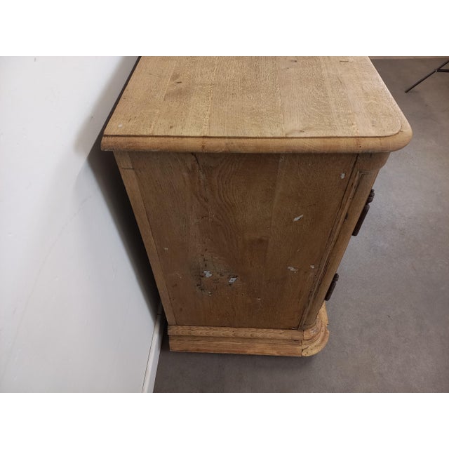 Louis XV Sideboard in Oak For Sale - Image 12 of 18