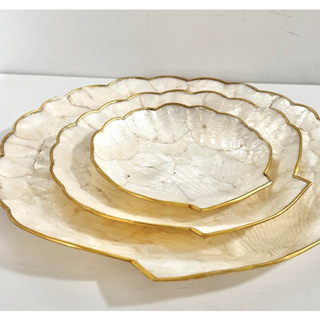 Vintage Capiz Shell Nesting Trays – Brass Trim Coastal Hollywood Regency Set of 3 For Sale - Image 10 of 11