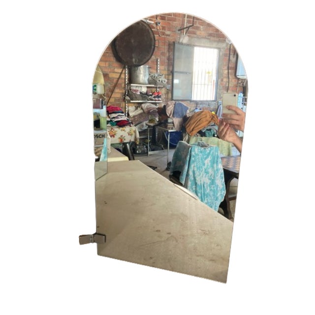 1980s 1980s Flat Triptych Mirror in Arch Shape For Sale - Image 5 of 9