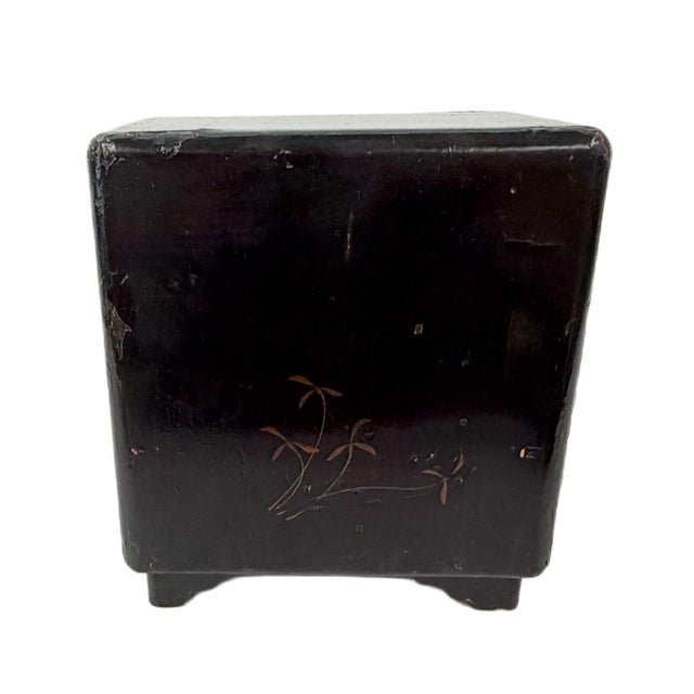 Antique 1895 Meiji Period Japanese Miniature Black Lacquer Tansu Chest Jewelry Box For Sale - Image 4 of 11