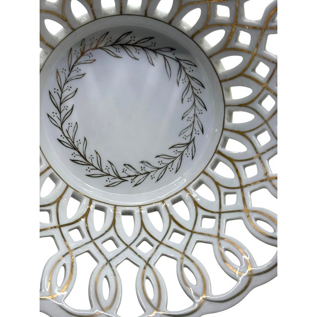 Antique Paris Reticulated Porcelain Gold Leaf Decorative Bowl For Sale In New York - Image 6 of 12