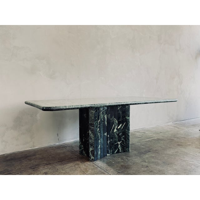 1970s Postmodern Green Marble Dining Table With Fluted Base For Sale - Image 11 of 14
