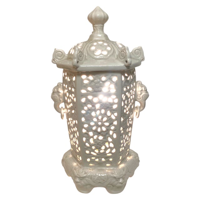 Chinoiserie Chinese Style Blanc De Chine Porcelain Lamp Foo Dog Handles Lantern Made in Italy Decor Vintage Chinoiserie For Sale - Image 3 of 18