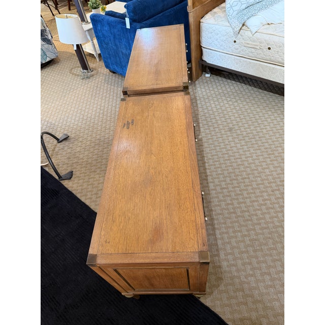 Late 20th Century Pair of Italian Directoire Faux-6 Drawer Walnut Bachelor Chests, 2 Pieces For Sale - Image 4 of 7