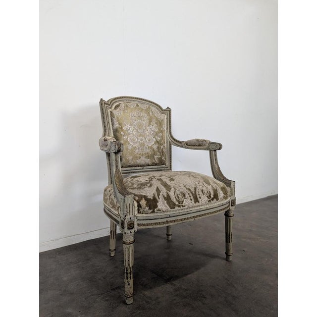 Louis XVI Style Cream Lacquered and Upholstered Cabriolet Salon Set with Gilded Highlights, Set of 6 For Sale - Image 9 of 18