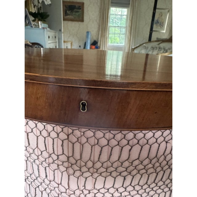 Sheraton Period Mahogany Workbox With Satinwood Circa 1790 For Sale - Image 11 of 11