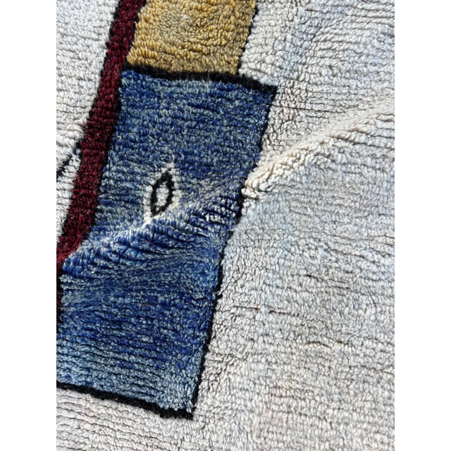 White Minimalist Pattern Modern Colorful Rug For Sale - Image 8 of 8