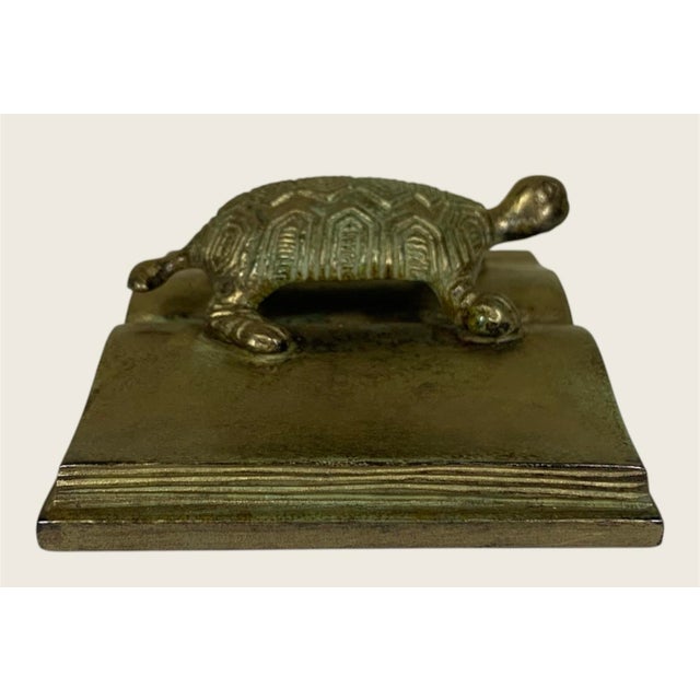 1900 - 1909 8.5” High, a Very Nice Stand With a Hunting Dog and an Opalescent Jack in the Pulpit Vase, Marked James W. Tufts Quadruple Plate, Excellent Condition. For Sale - Image 5 of 6