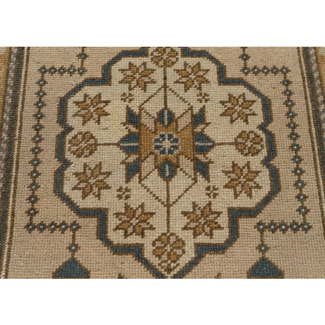 Turkish Mini Rug Oriental Hand Knotted Vintage Rug 1'11" x 3'6" #21204 For Sale - Image 4 of 8