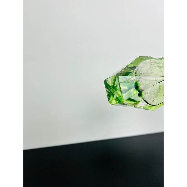 Green Green Uranium Art Glass Vase with Hand-Engraved Floral Décor from Moser Karlsbad, Czechoslovakia, 1920s For Sale - Image 8 of 10
